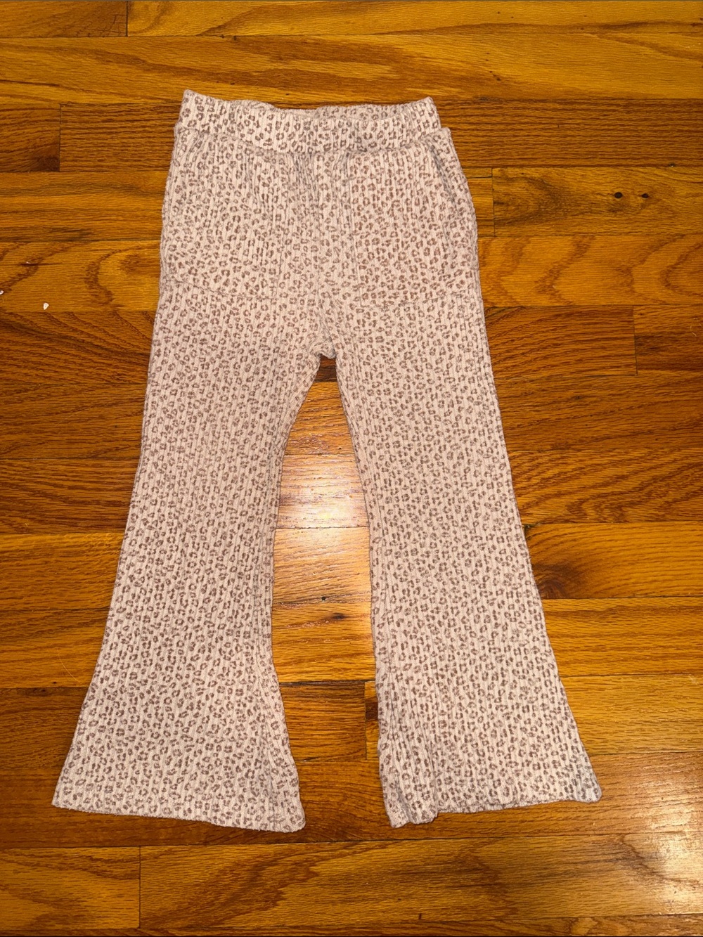 Jessica Simpson Light Pink Leopard Flare Leggings